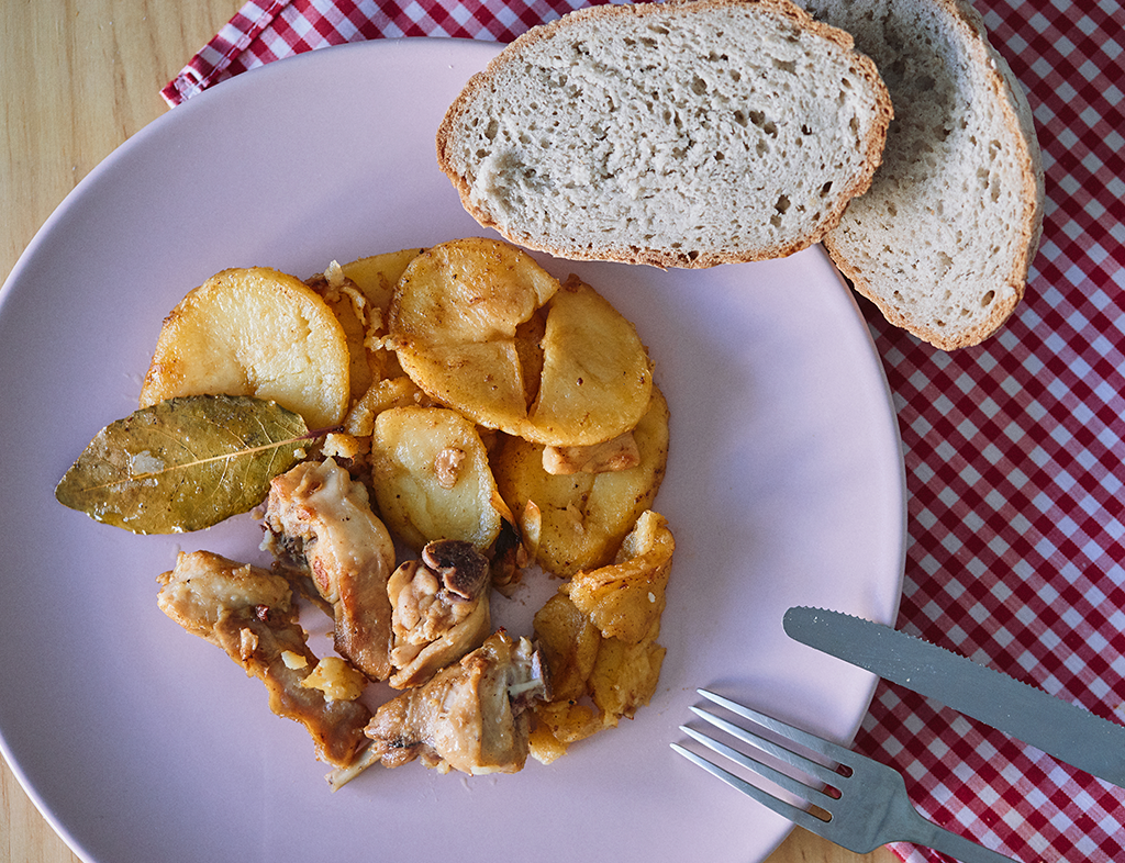 Por qué el menú de la colegiala es la comida que te prepararía tu abuela