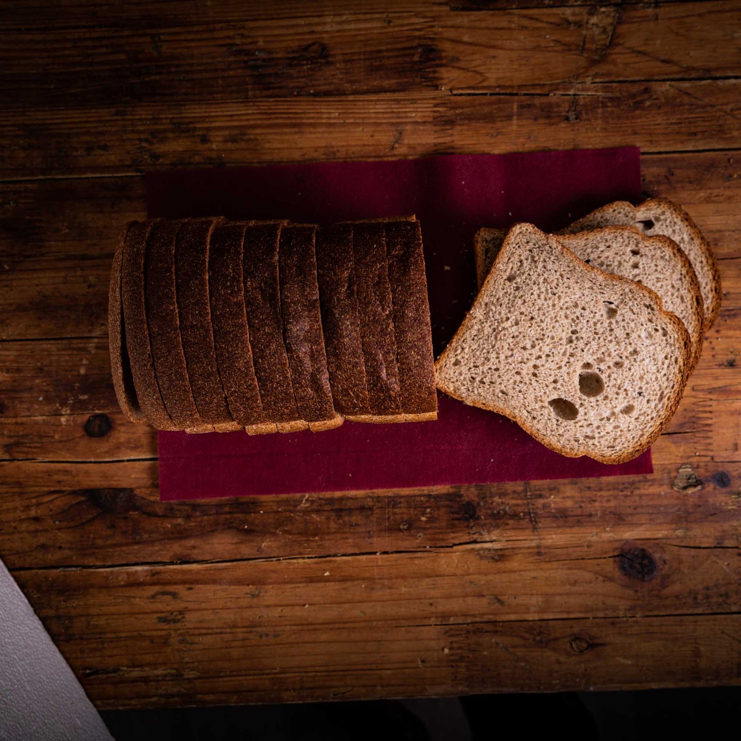 PAN DE MOLDE DE CENTENO (500g-rebanado)